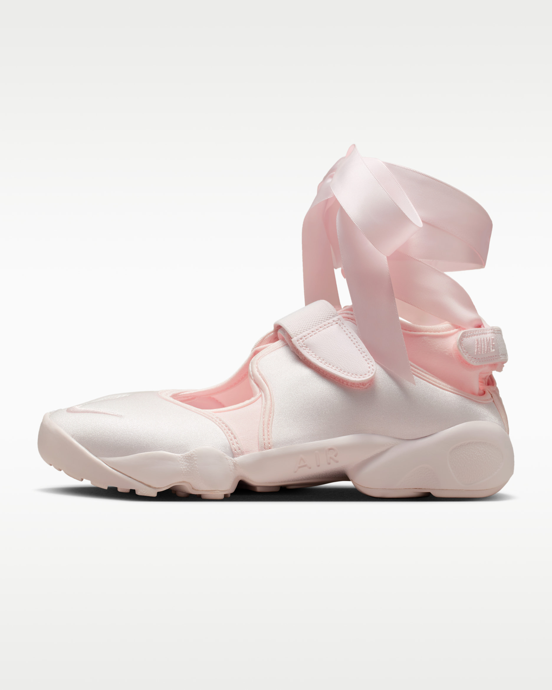 Nike Air Rift SE Women's Shoes. Nike RO
